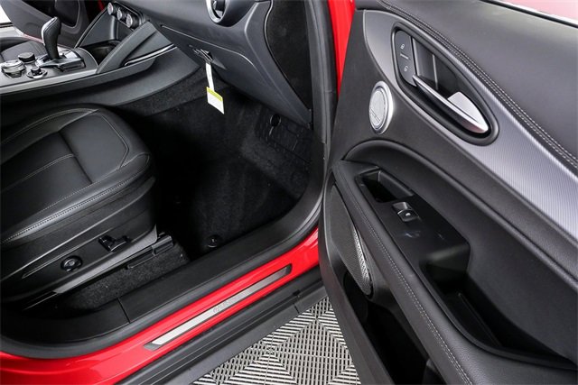 New 2025 Alfa Romeo Stelvio Sprint image 24
