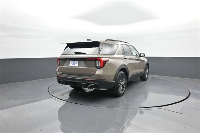 New 2026 Ford Explorer ST w/ Sun And Sound Package image 7