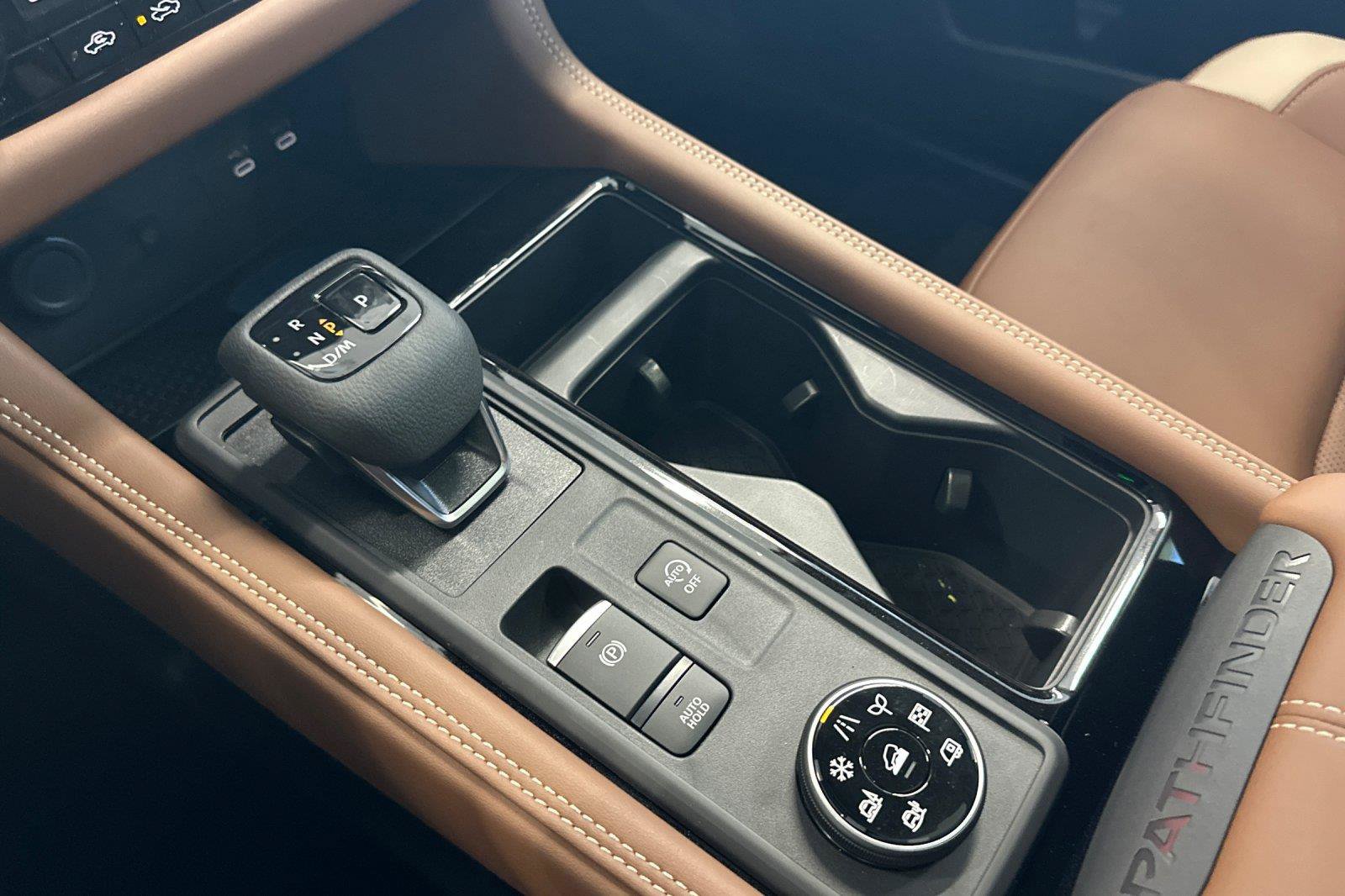 New 2026 Nissan Pathfinder Platinum AWD/4WD image 21