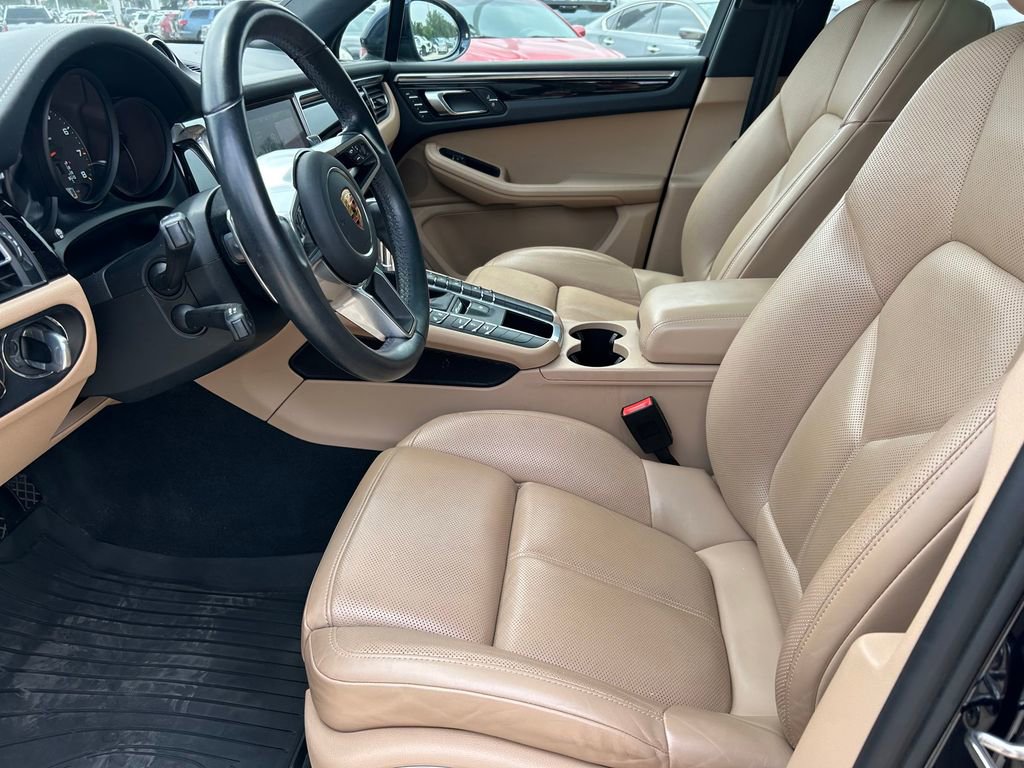 Used 2021 Porsche Macan AWD/4WD image 11