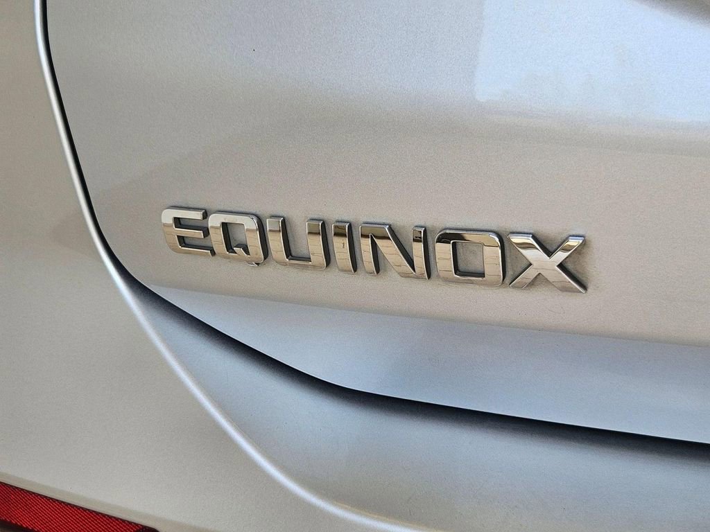 Used 2022 Chevrolet Equinox LT w/ Driver Convenience Package image 27