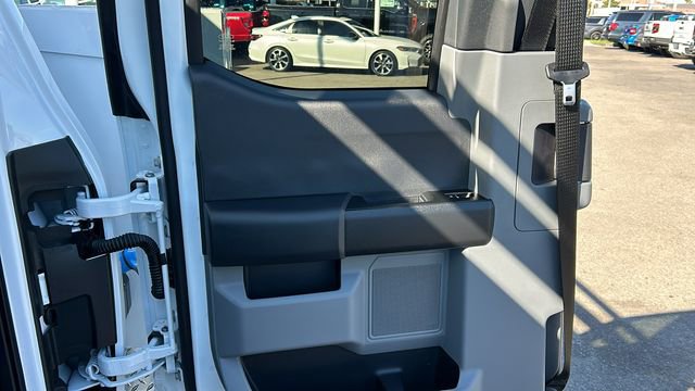 New 2025 Ford F550 2WD SuperCab Super Duty image 18