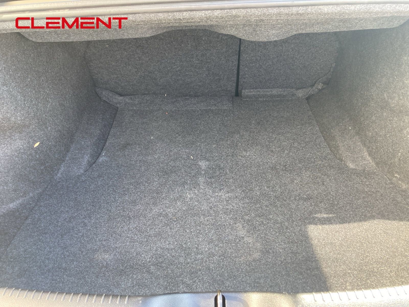 Used 2021 Chrysler 300 Touring image 27