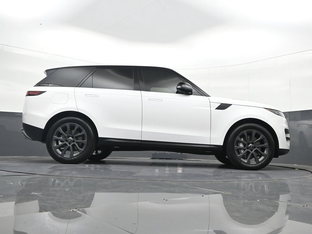Used 2024 Land Rover Range Rover Sport SE AWD/4WD image 37
