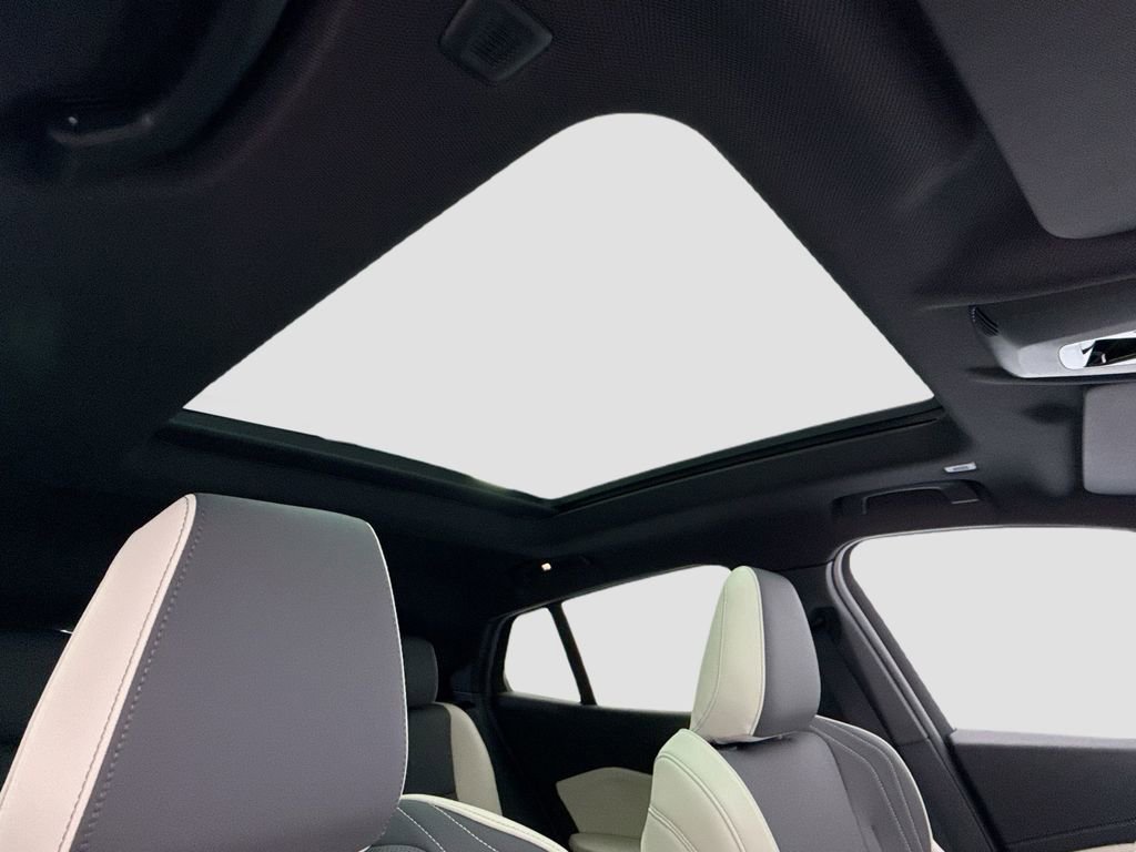 New 2026 BMW X2 xDrive28i w/ Technology Package image 17