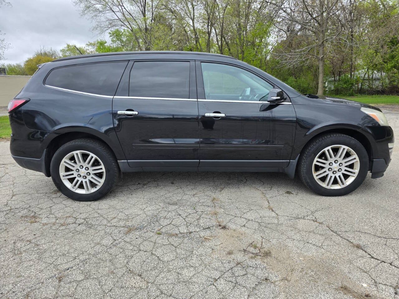 Used 2013 Chevrolet Traverse LT w/ All-Star Edition FWD image 5