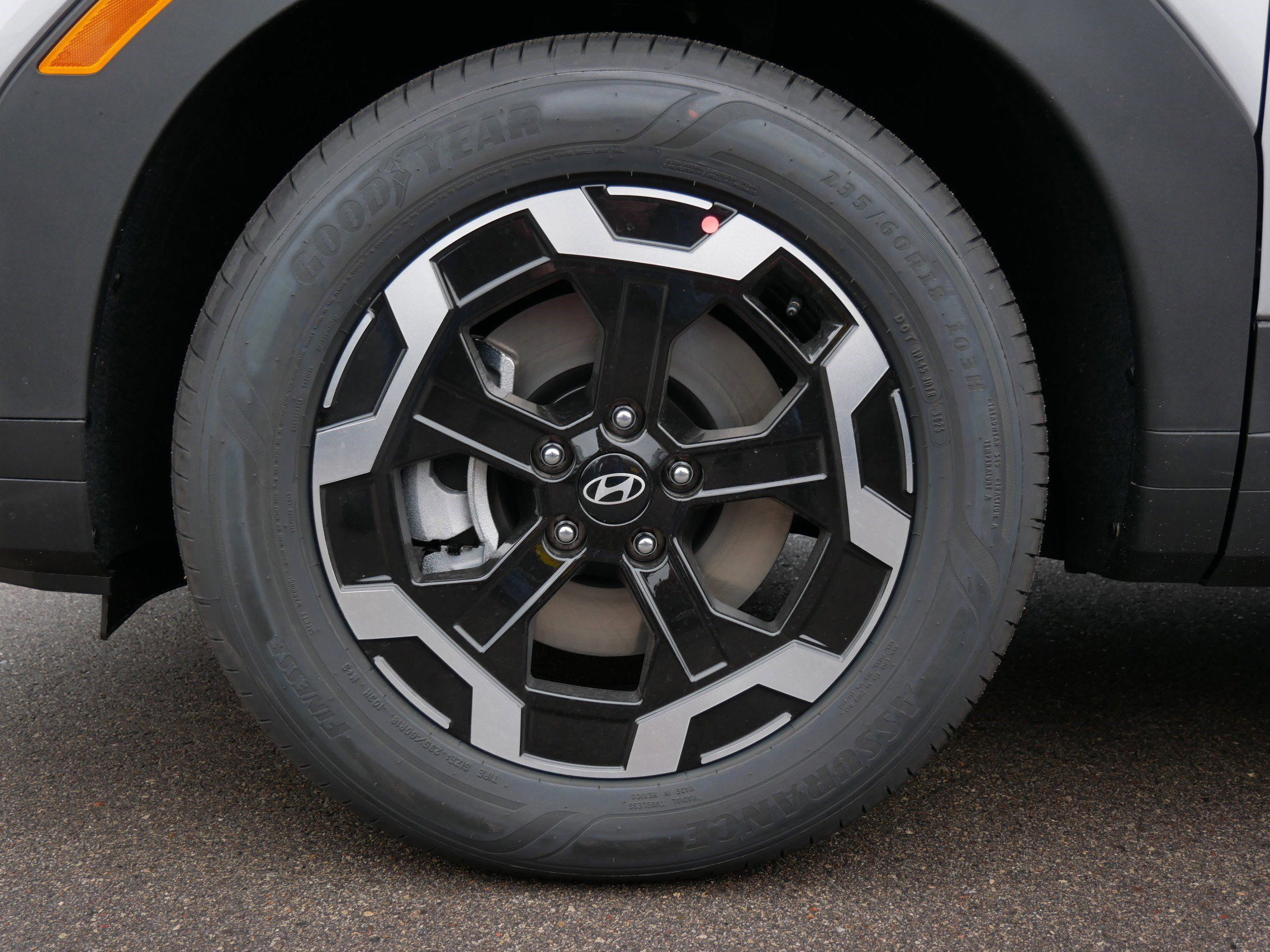 New 2026 Hyundai Santa Fe SE image 5