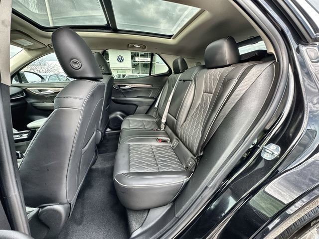 Used 2023 Buick Envision Avenir image 26