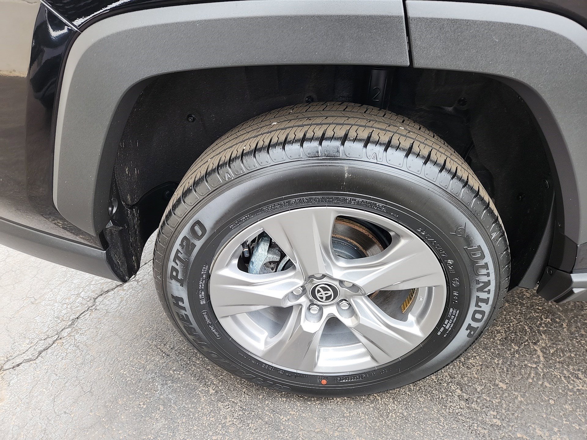 Certified 2025 Toyota RAV4 XLE image 25