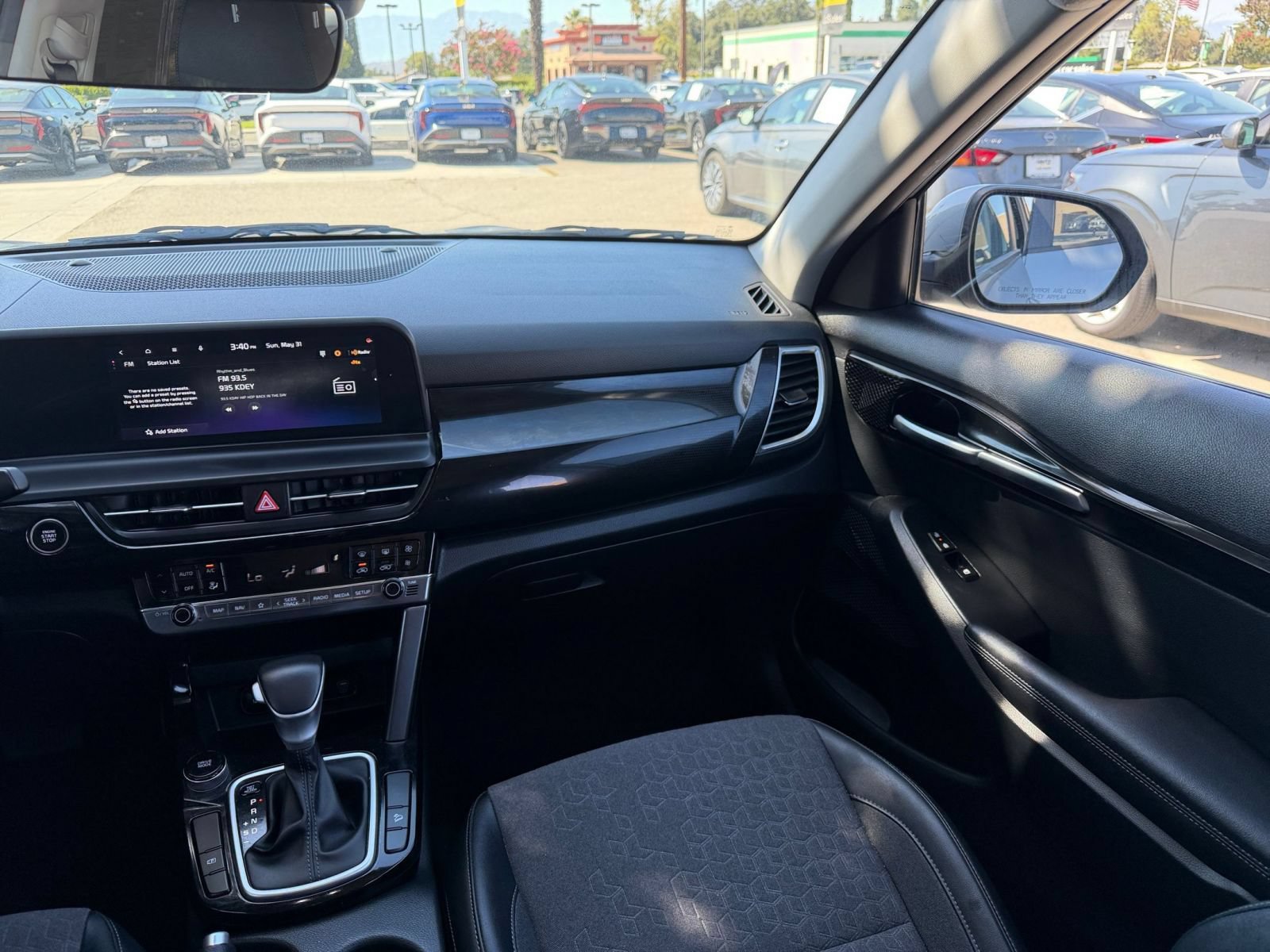 Used 2025 Kia Seltos S FWD image 36