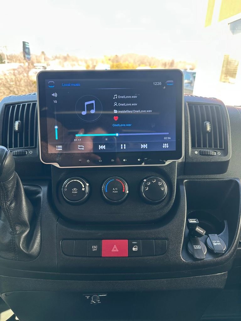 Used 2017 RAM ProMaster 1500 w/ Interior Convenience Group image 17