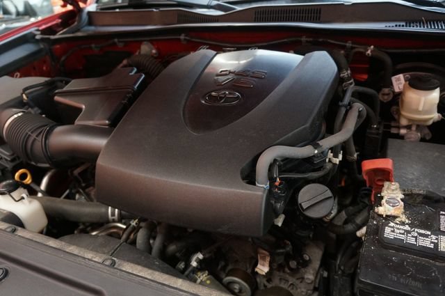 Used 2019 Toyota Tacoma SR5 AWD/4WD image 53