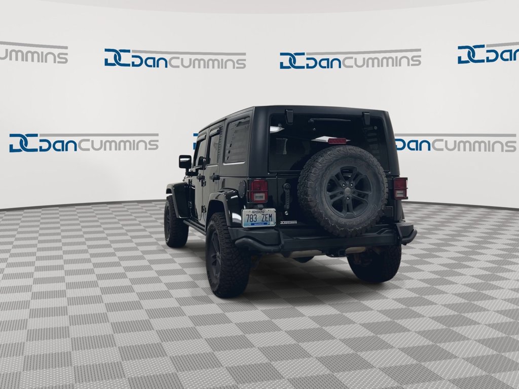 Used 2017 Jeep Wrangler Unlimited Sahara AWD/4WD image 7