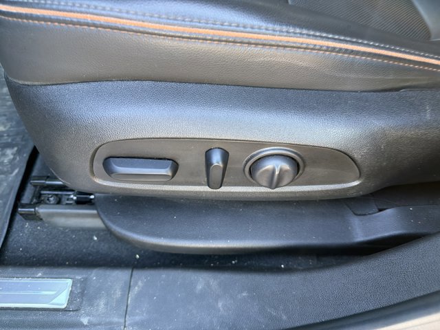 Used 2023 GMC Acadia AT4 w/ Preferred Package image 16