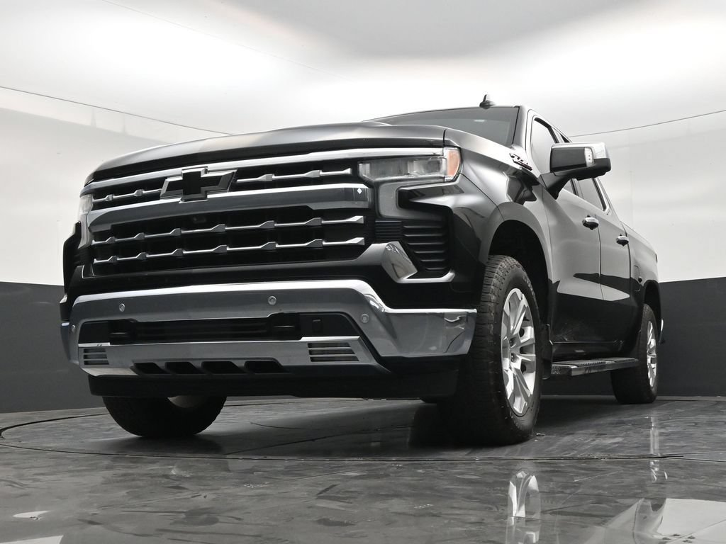 Used 2023 Chevrolet Silverado 1500 LTZ AWD/4WD image 27