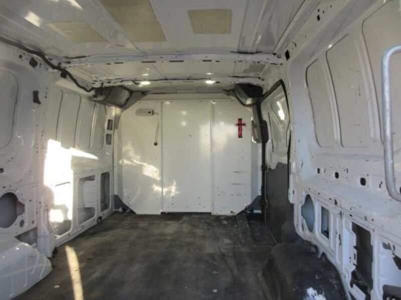 Used 2017 Ford Transit 150 130 Low Roof RWD image 6