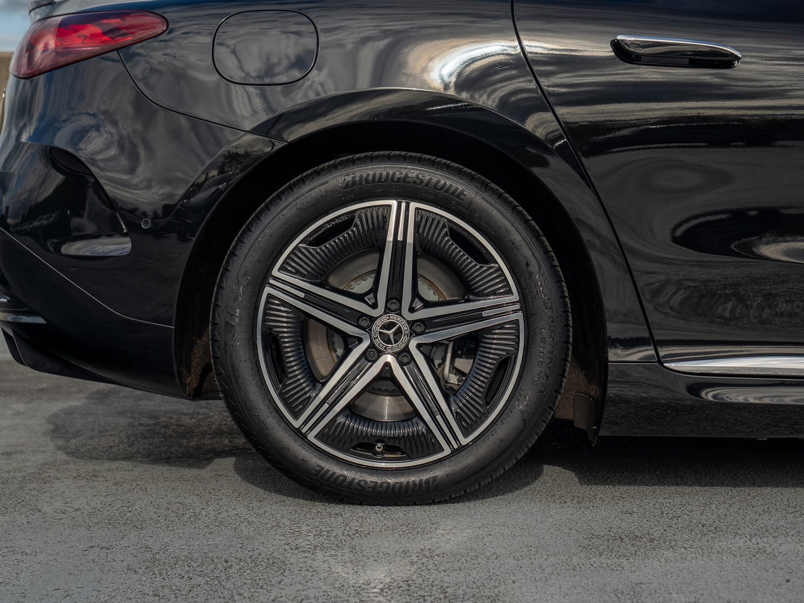 Certified 2023 Mercedes-Benz EQE 500 4MATIC Sedan image 14