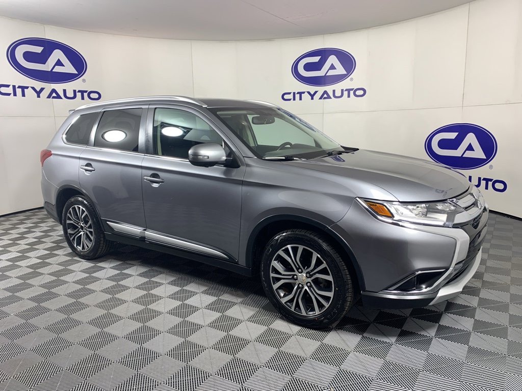 Used 2018 Mitsubishi Outlander SEL