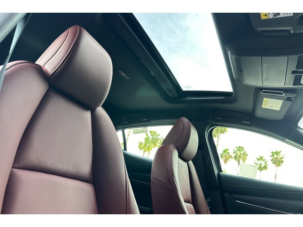 Certified 2025 MAZDA MAZDA3 Carbon image 15