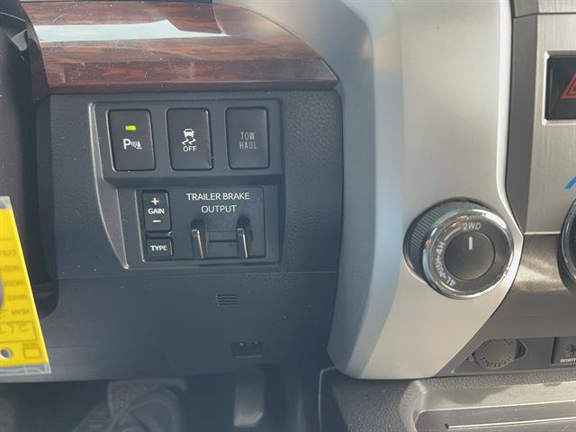 Used 2017 Toyota Tundra Limited image 23