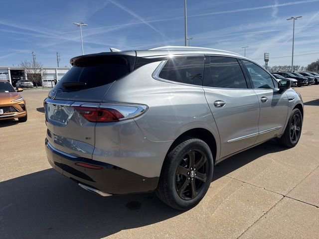 Used 2024 Buick Enclave Essence w/ Sport Touring Edition image 3