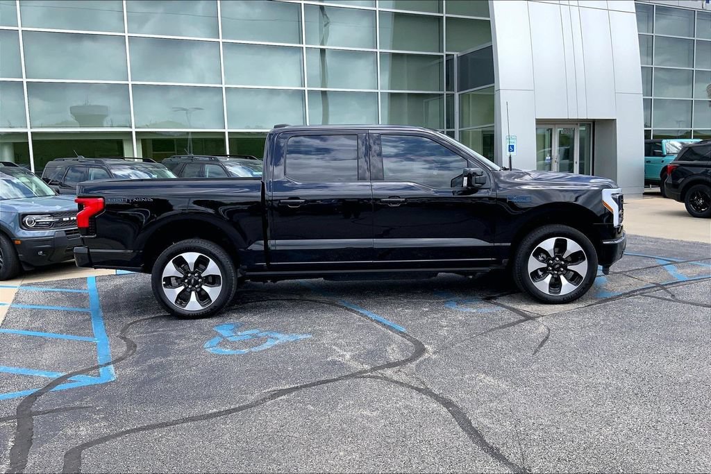 Used 2025 Ford F150 Lightning Platinum AWD/4WD image 6
