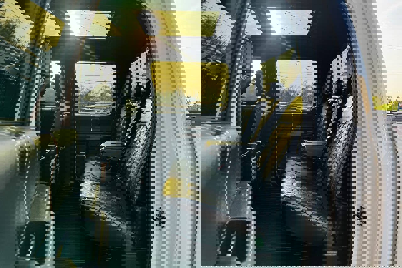 Used 2018 Ford F150 Platinum w/ Equipment Group 701A Luxury image 17