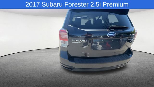 Used 2017 Subaru Forester 2.5i Premium w/ All-Weather Package AWD/4WD image 8