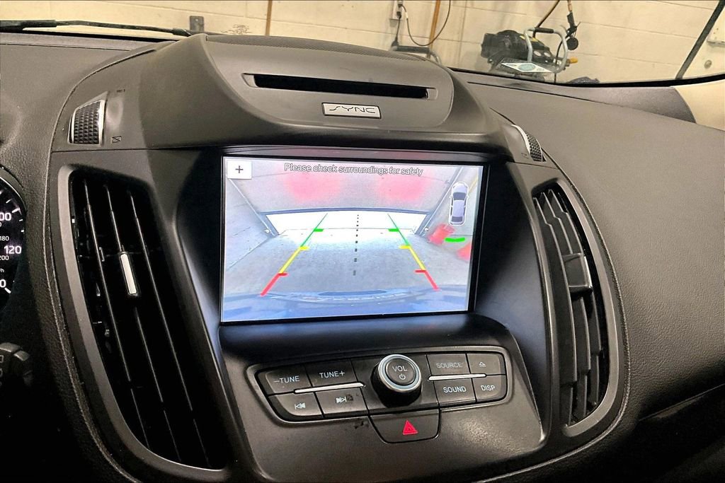 Used 2017 Ford Escape SE w/ Equipment Group 201A image 14