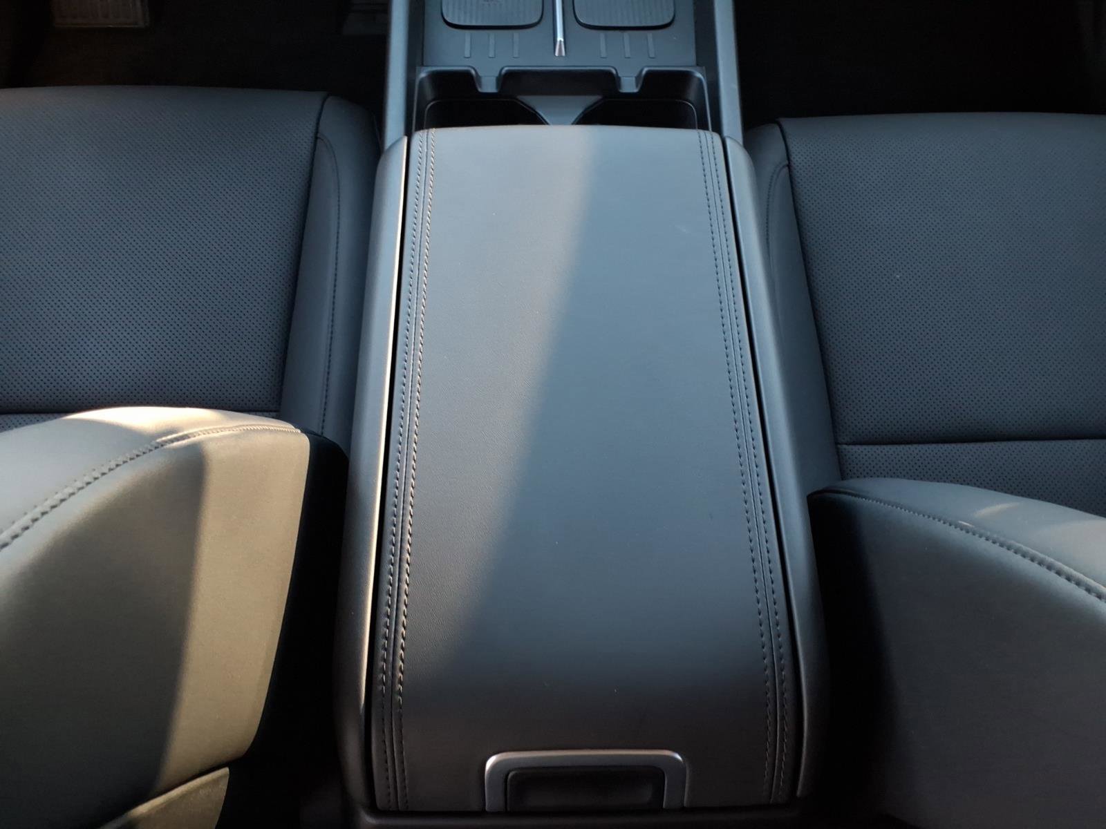 Certified 2025 Hyundai Santa Fe SEL image 17