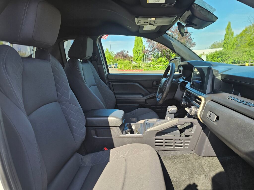 Used 2024 Toyota Tacoma SR RWD image 11