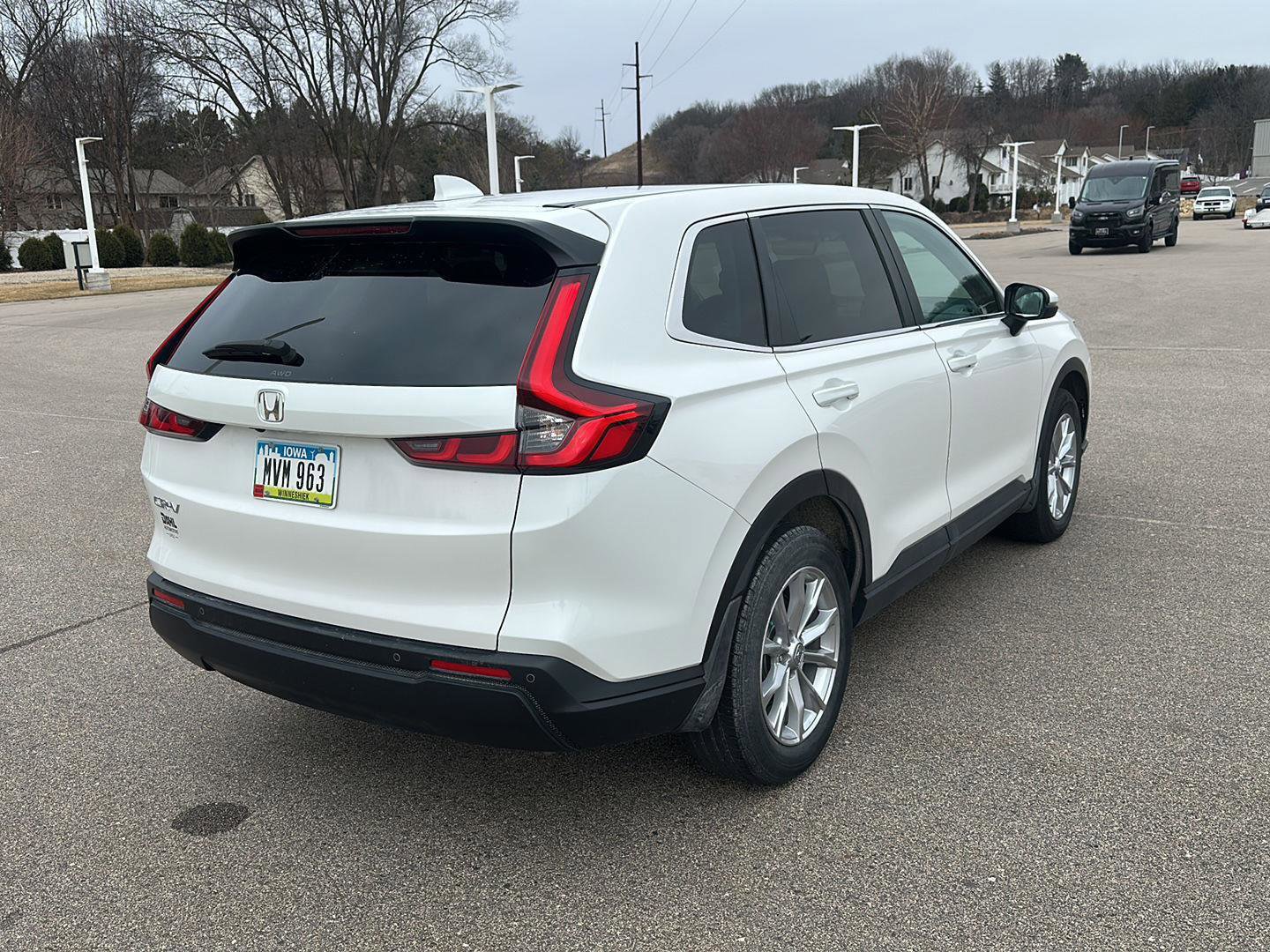 Used 2024 Honda CR-V EX-L image 3