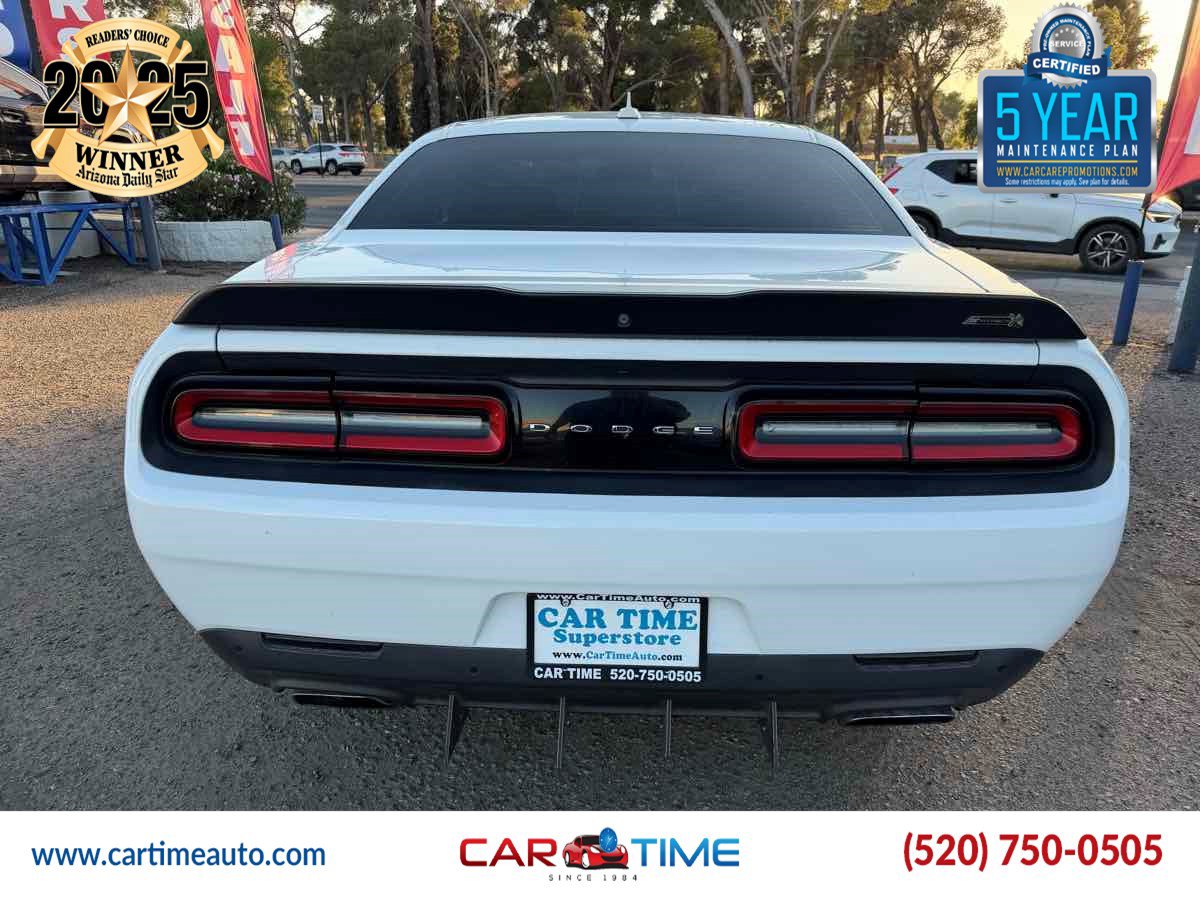 Used 2015 Dodge Challenger R/T Scat Pack w/ Scat Pack Appearance Package RWD image 4