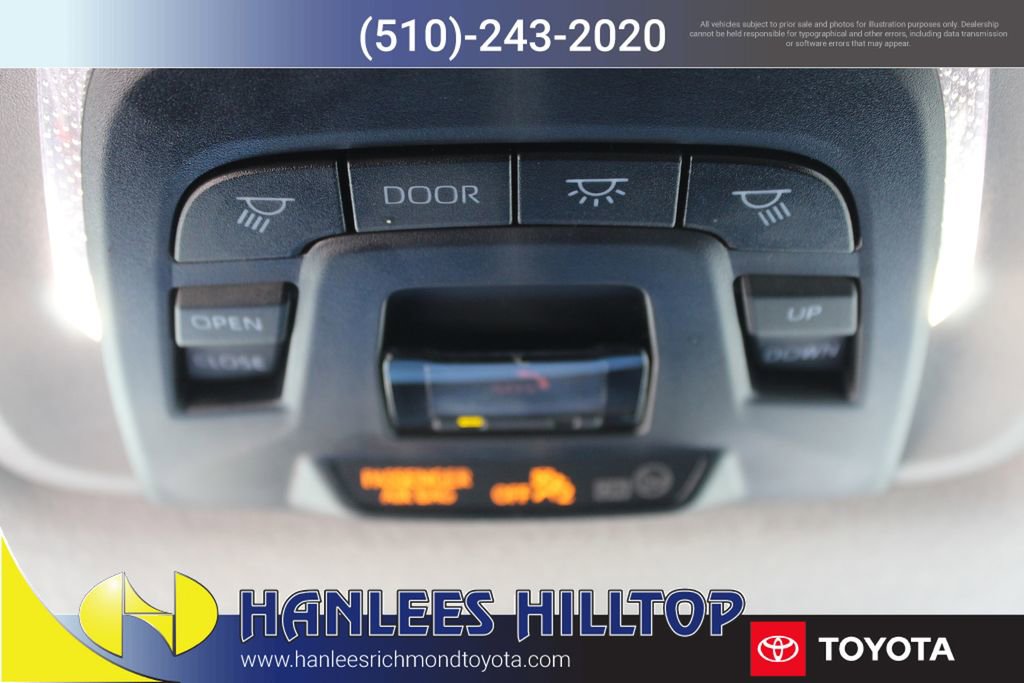 Used 2024 Toyota Corolla Cross XLE w/ Convenience Package FWD image 26