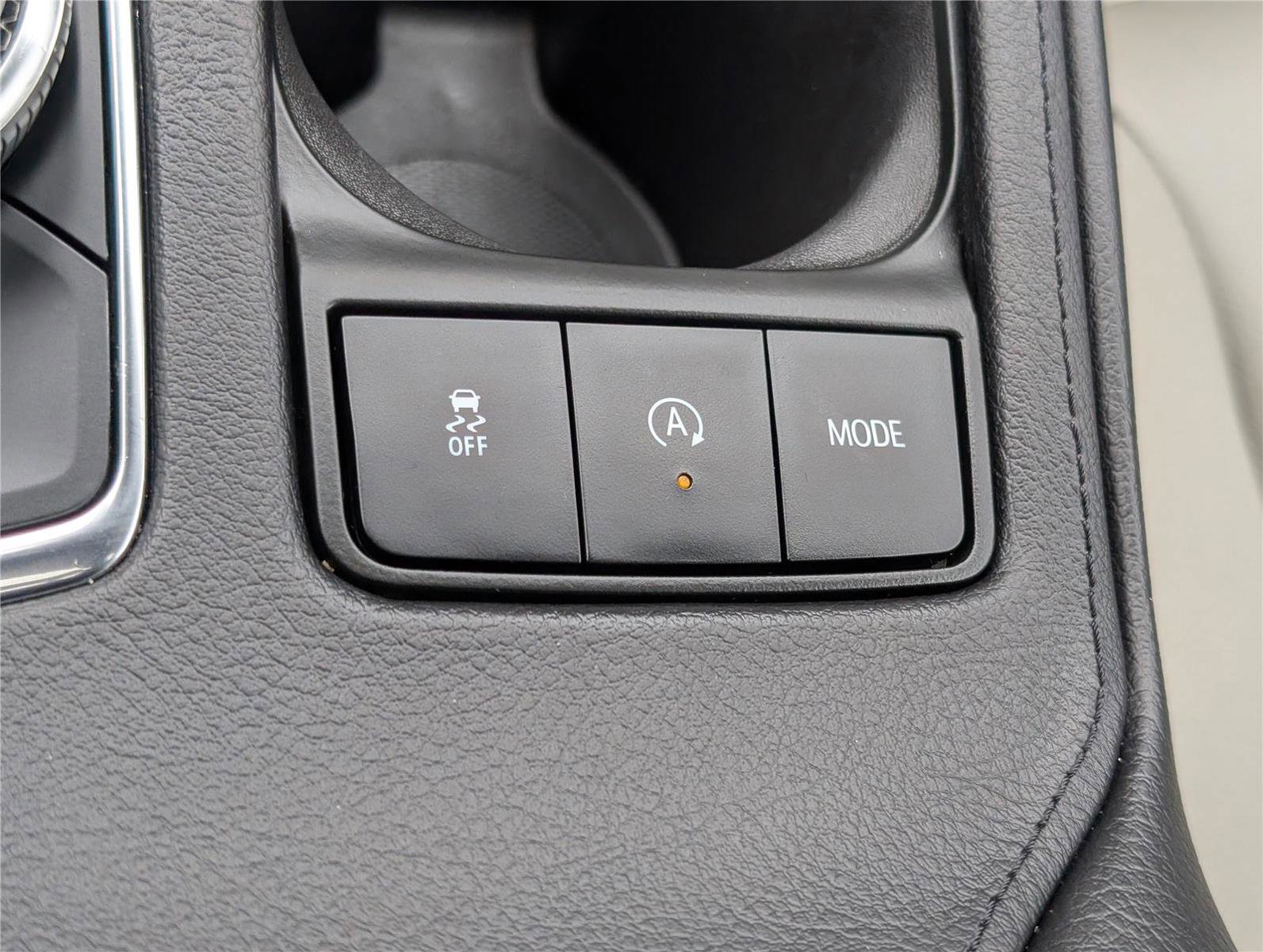 Used 2023 Cadillac XT4 Luxury w/ Cold Weather Package image 26