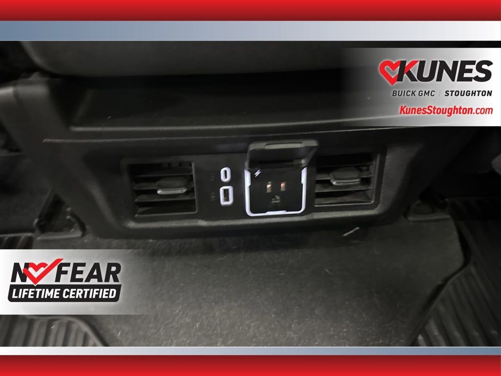 Used 2025 Chevrolet Silverado 1500 LT image 43