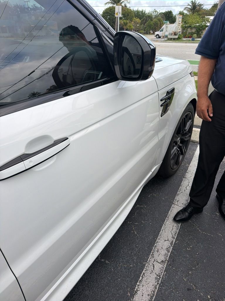 Used 2019 Land Rover Range Rover Sport HST image 17