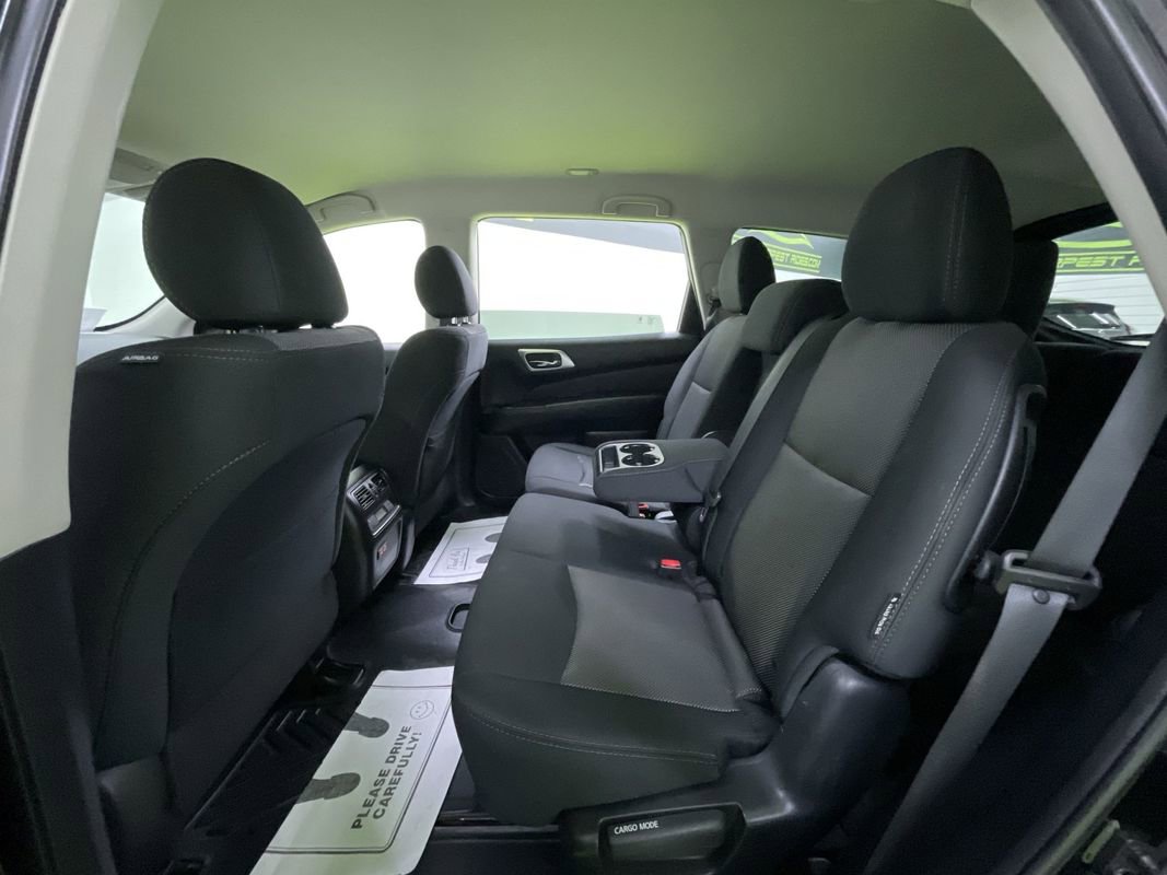 Used 2020 Nissan Pathfinder S image 26