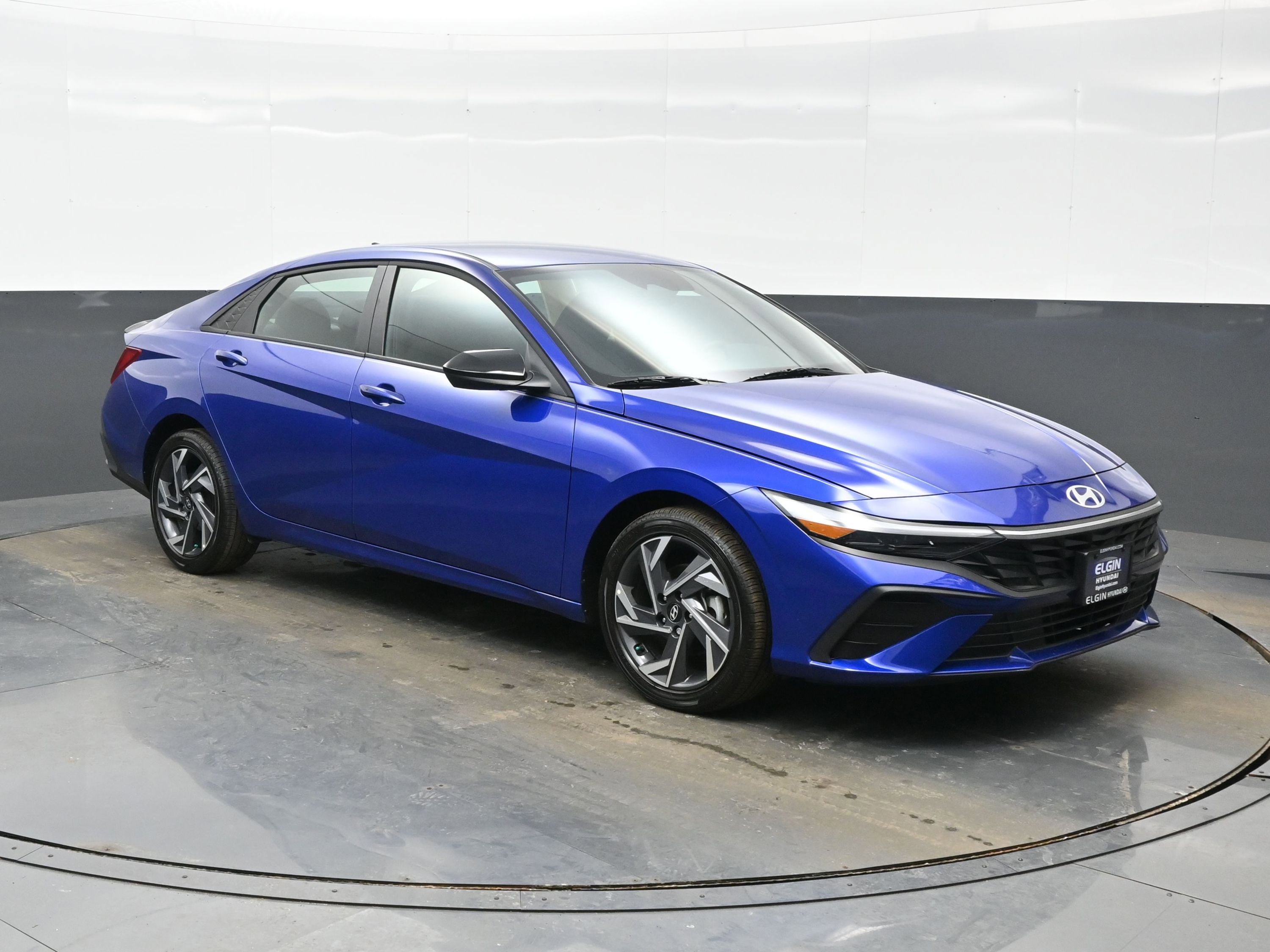 Certified 2025 Hyundai Elantra SEL image 8