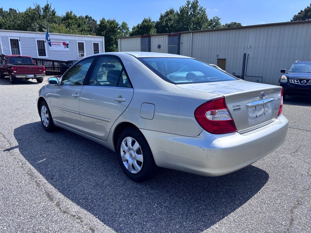 Used 2004 Toyota Camry FWD image 6