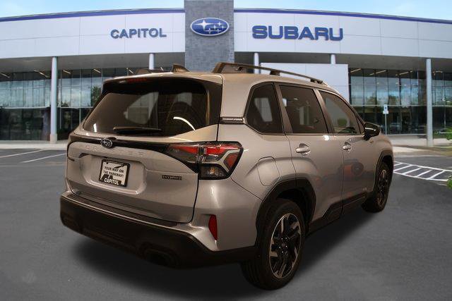 Certified 2025 Subaru Forester Premium AWD/4WD image 3