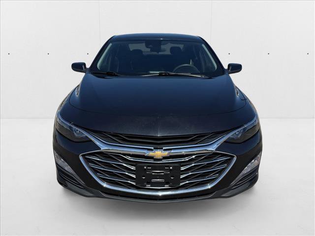 Used 2023 Chevrolet Malibu LT image 2