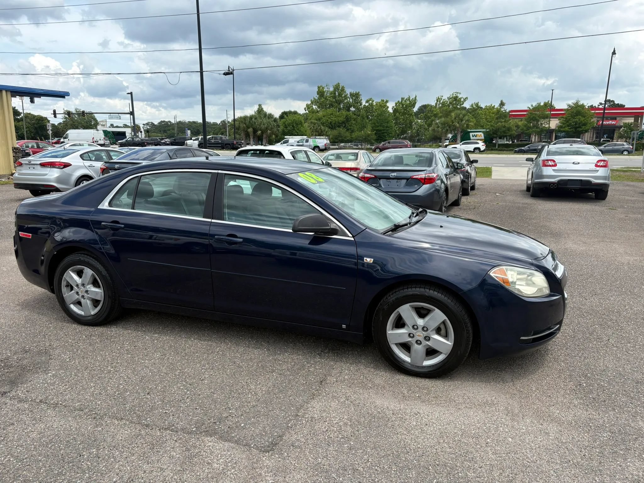 Used 2008 Chevrolet Malibu LS FWD image 3
