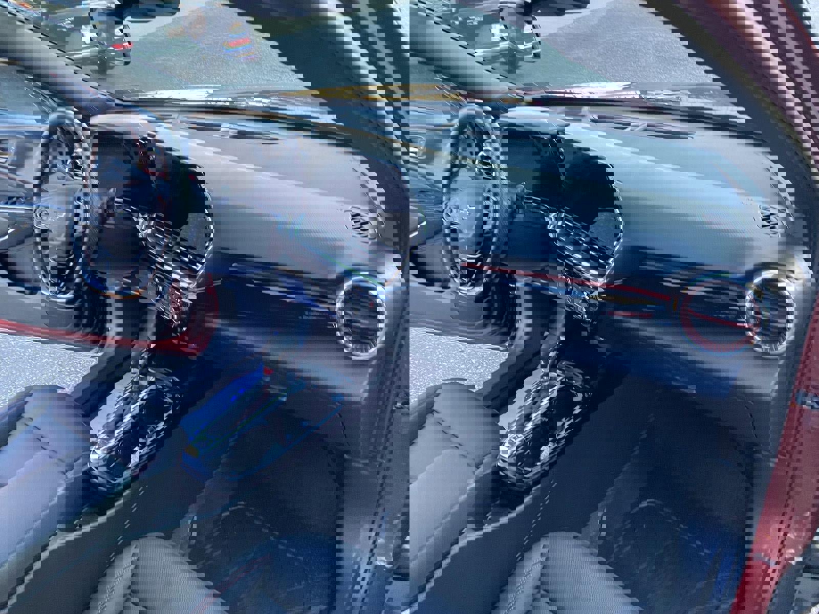 Certified 2025 Chevrolet Trax RS w/ Driver Confidence Package image 32