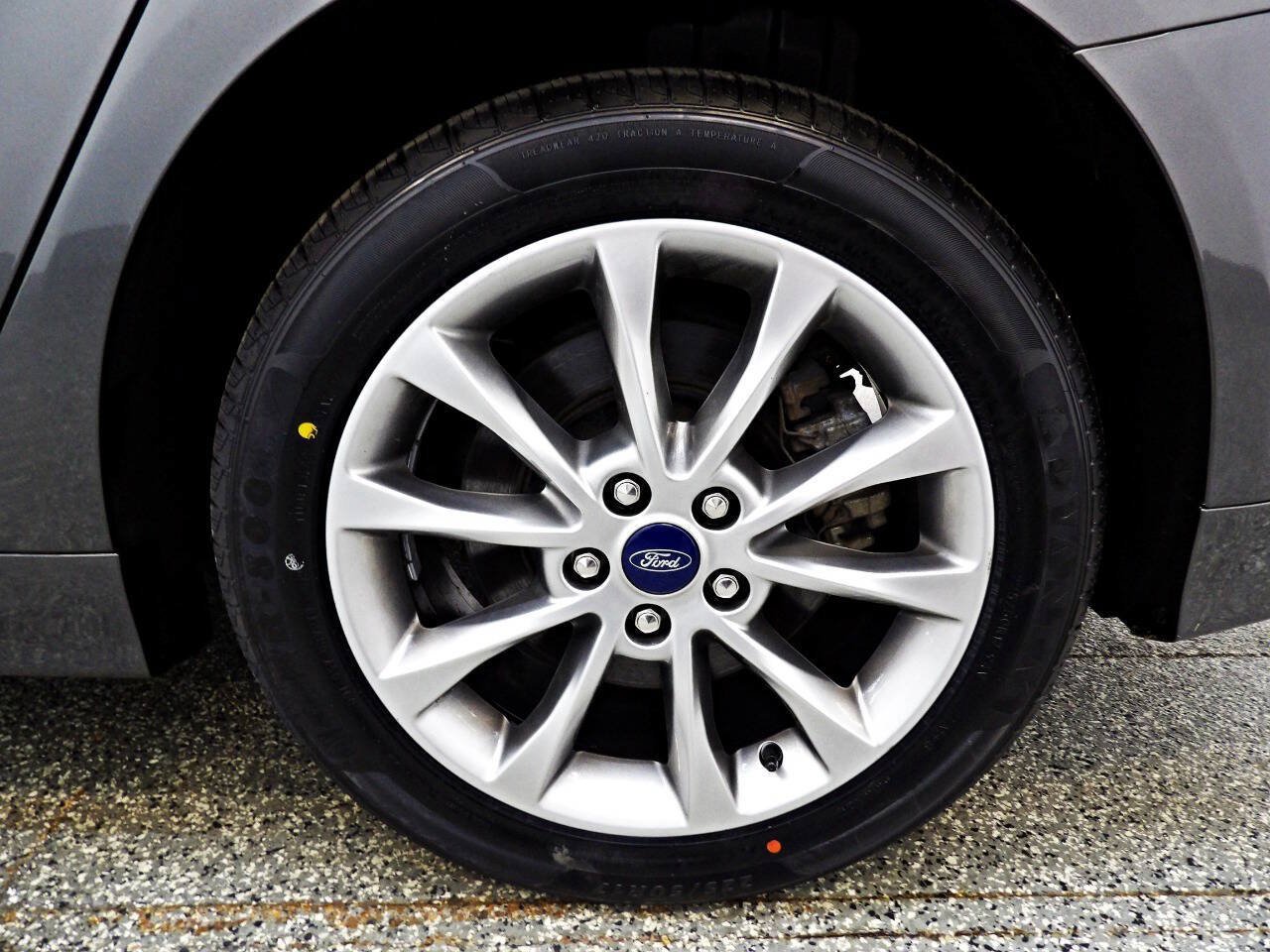 Used 2018 Ford Fusion Energi SE FWD image 19