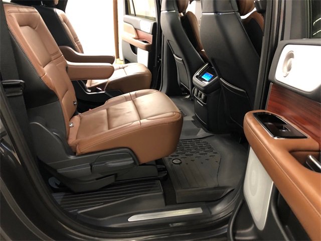 Used 2024 Lincoln Navigator L Reserve image 36