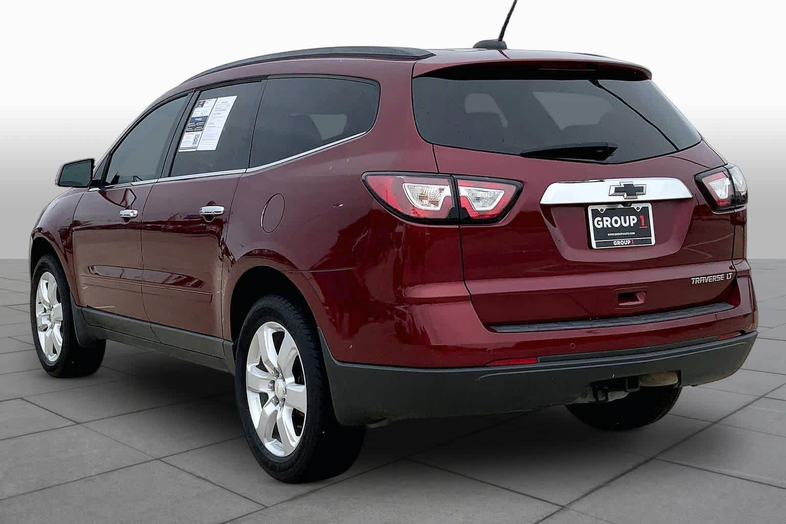 Used 2016 Chevrolet Traverse LT w/ Traveler's Package FWD image 12