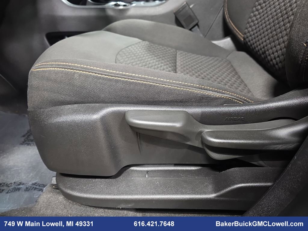 Used 2018 GMC Terrain SLE image 27