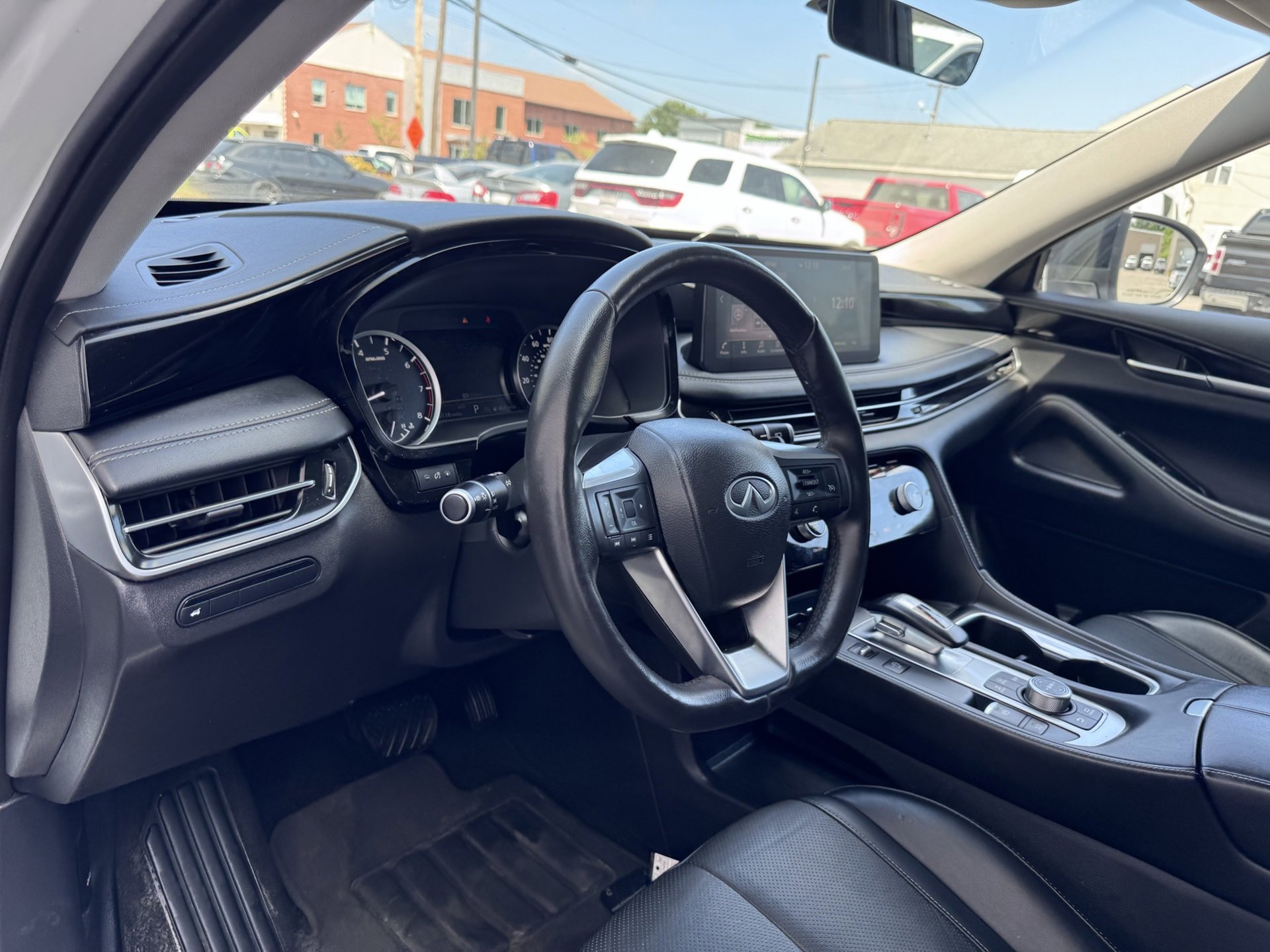 Used 2024 INFINITI QX60 Pure image 21