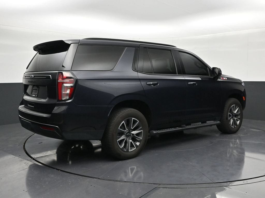 Used 2023 Chevrolet Tahoe Z71 w/ Luxury Package AWD/4WD image 5